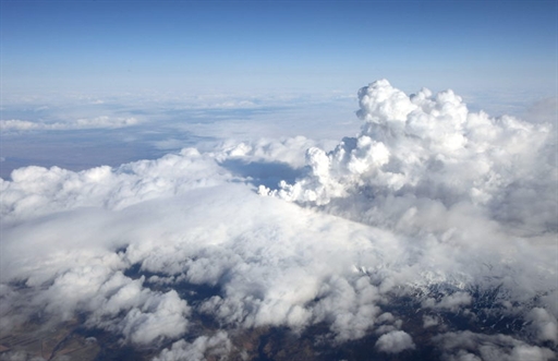- La fumée sortant du volcan islandais en éruption - AFP - ICELANDIC COAST GUARD -