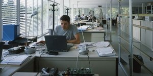 Faut-il interdire Internet dans les entreprises?
