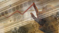 Montage photo : graphique sur fond de Bourse de Paris